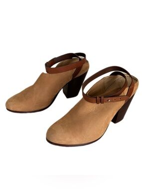 Rag & Bone “Harrow" Ankle Strap Shootie/Mule Bootie in Tan Nubuck/Suede SZ 10.5